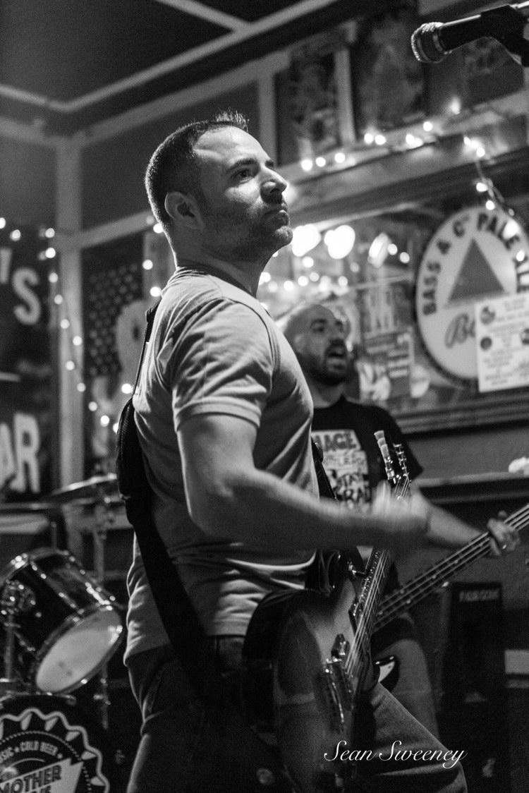 Richie performing at Punksgiving in 2021